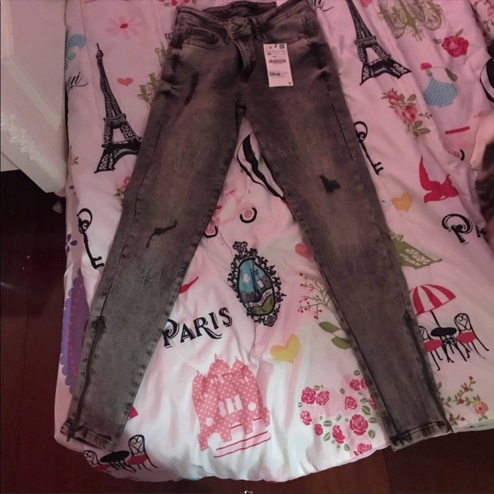 Zara skinny jeans size 4 NWT